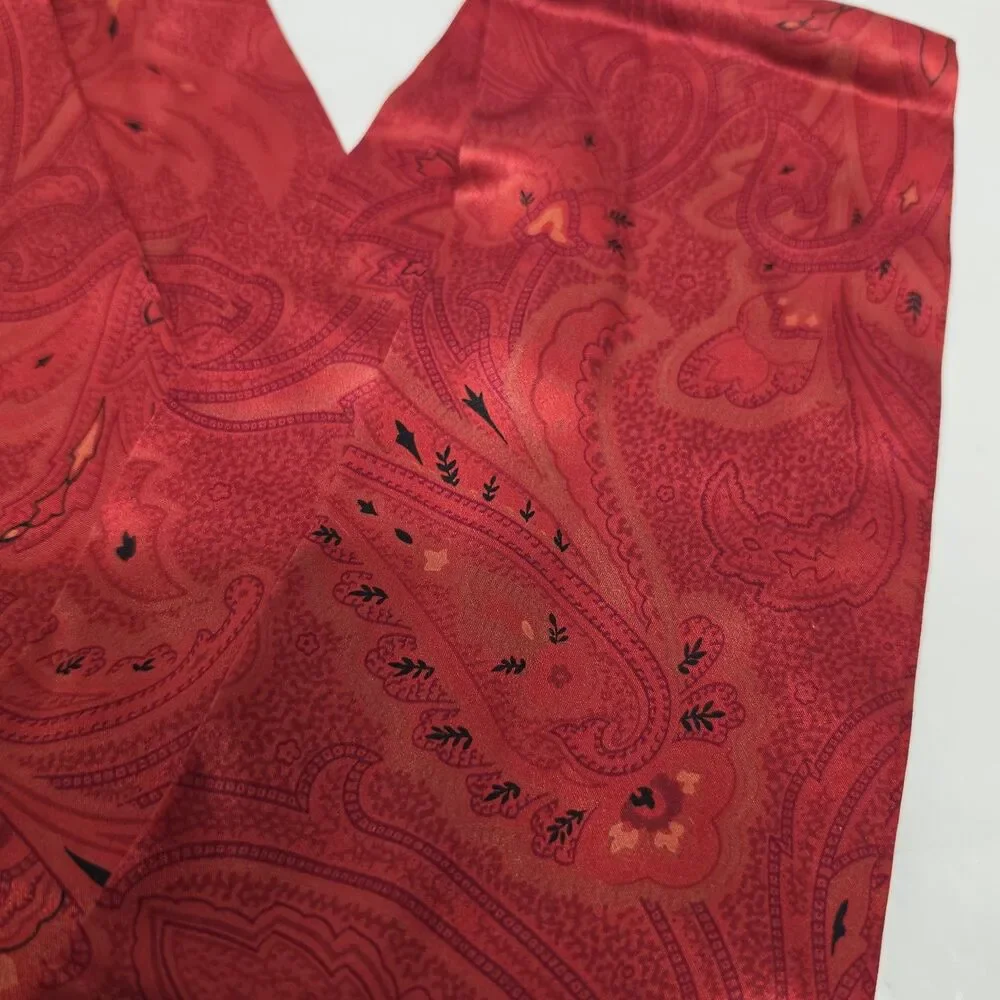 Vintage 100% Red Silk Paisley Thin Neck Scarf Purse Hair Tie 71